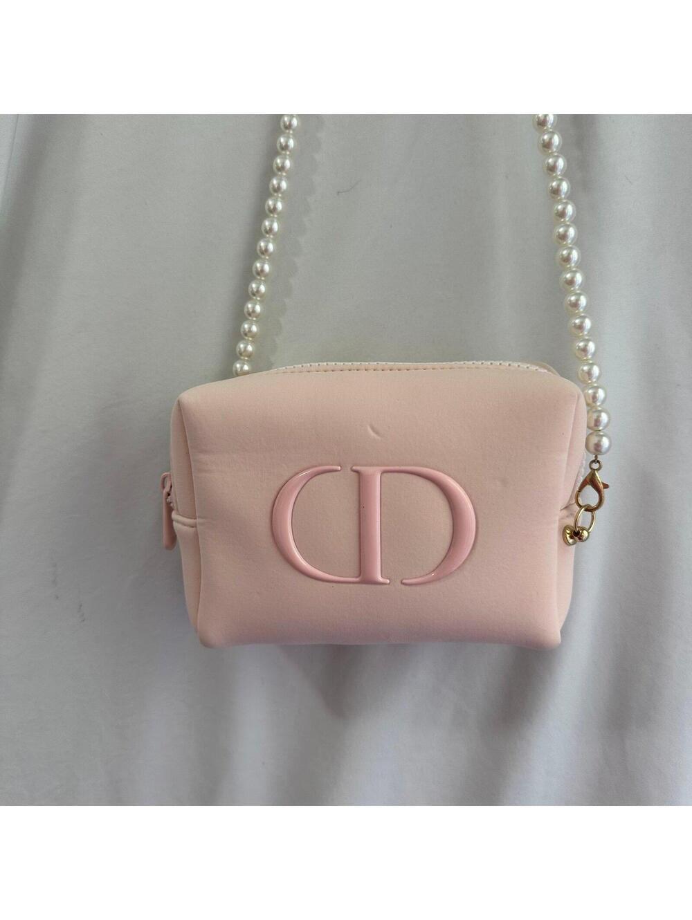 C.D Crossbody bag - Picture 5 of 9